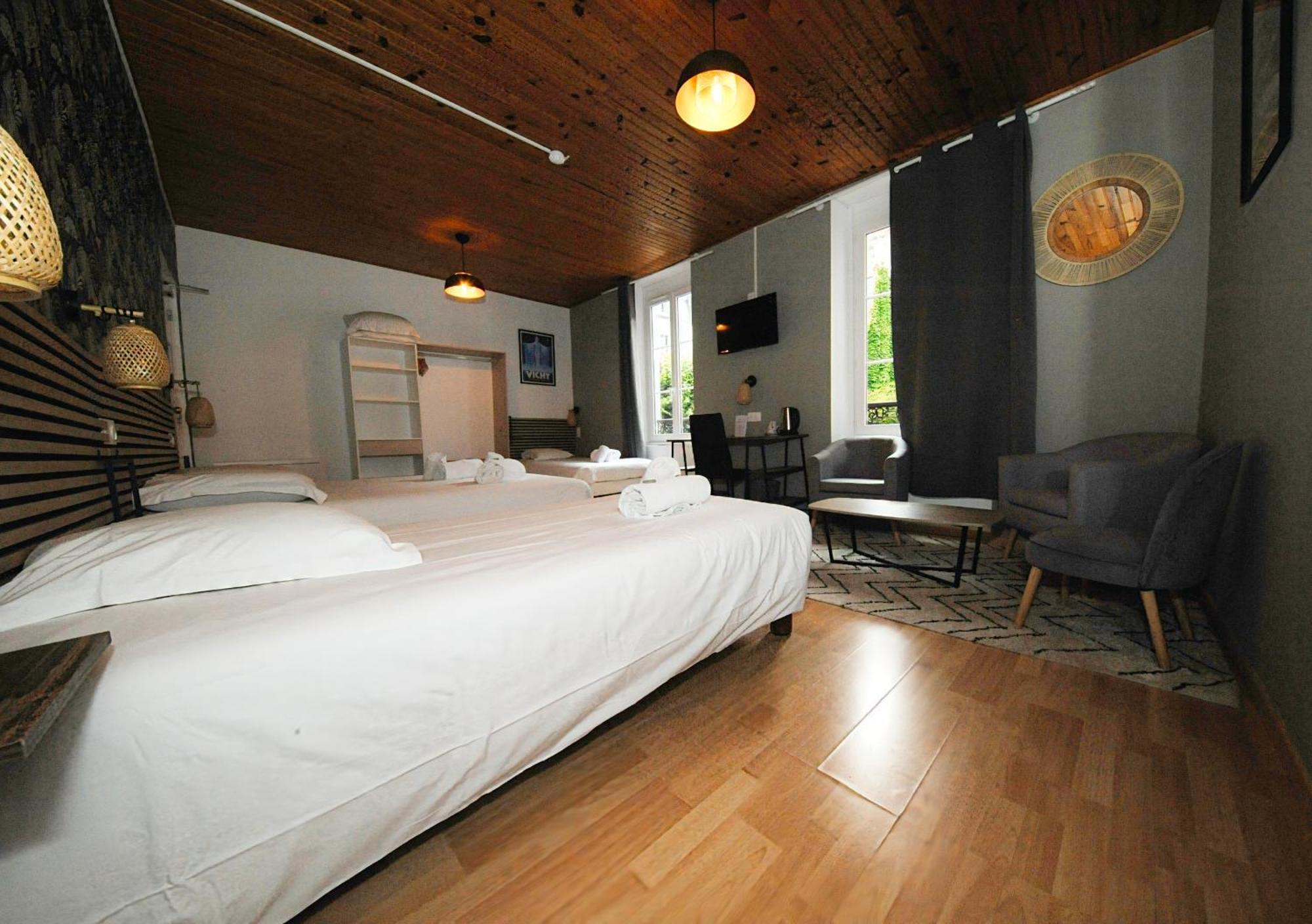 Hotel & Restaurant Le Patio Vichy Zewnętrze zdjęcie