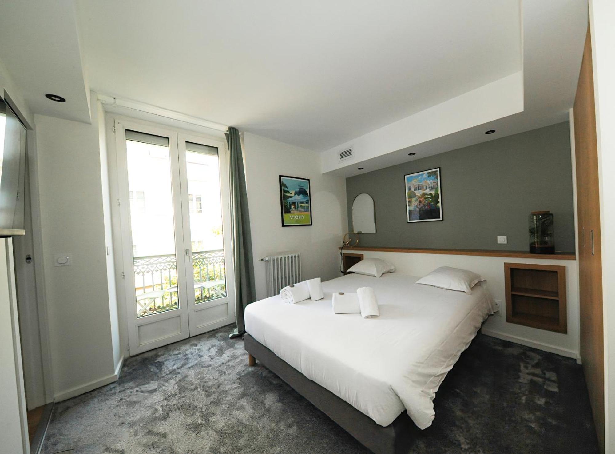 Hotel & Restaurant Le Patio Vichy Zewnętrze zdjęcie