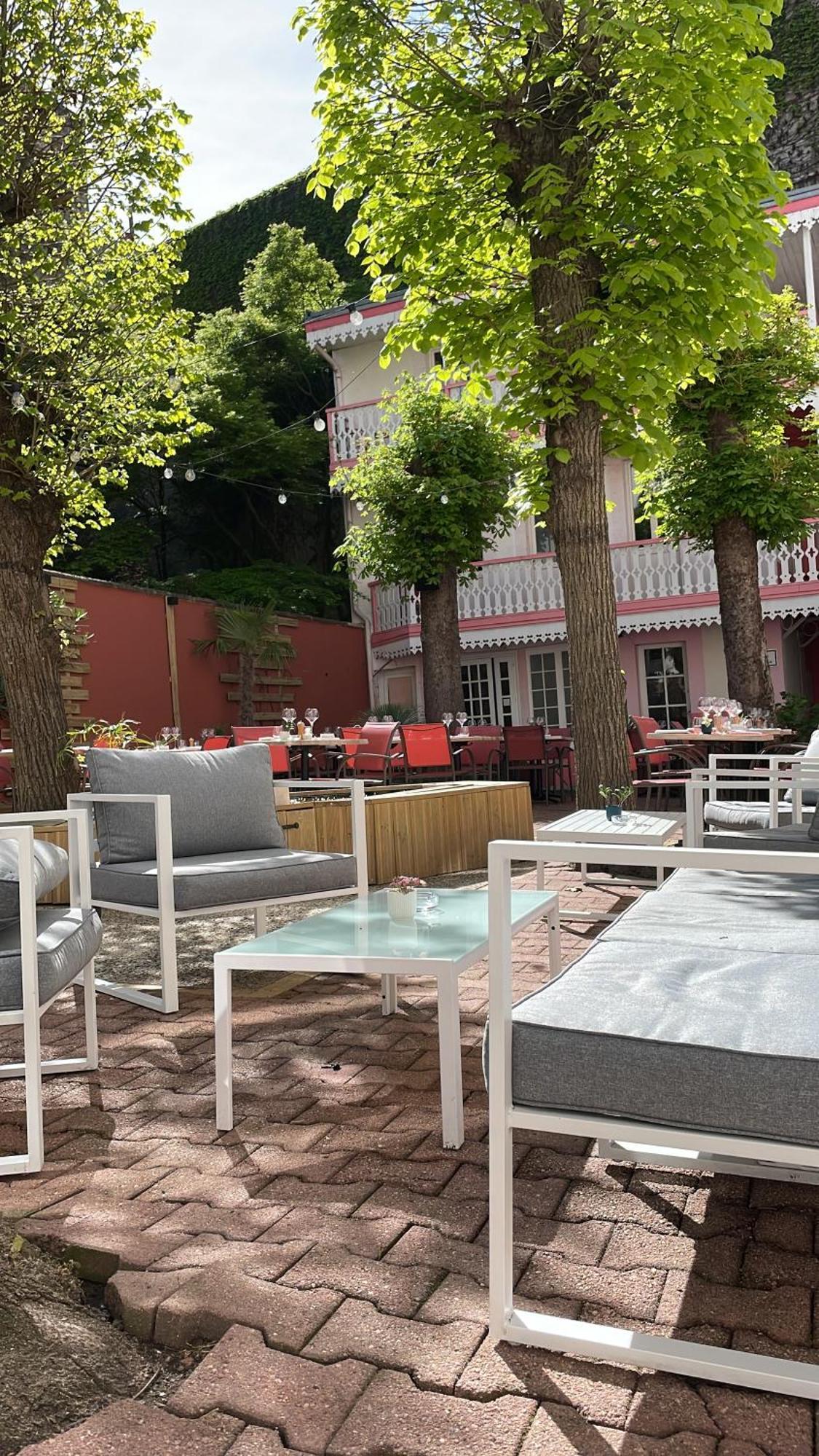 Hotel & Restaurant Le Patio Vichy Zewnętrze zdjęcie